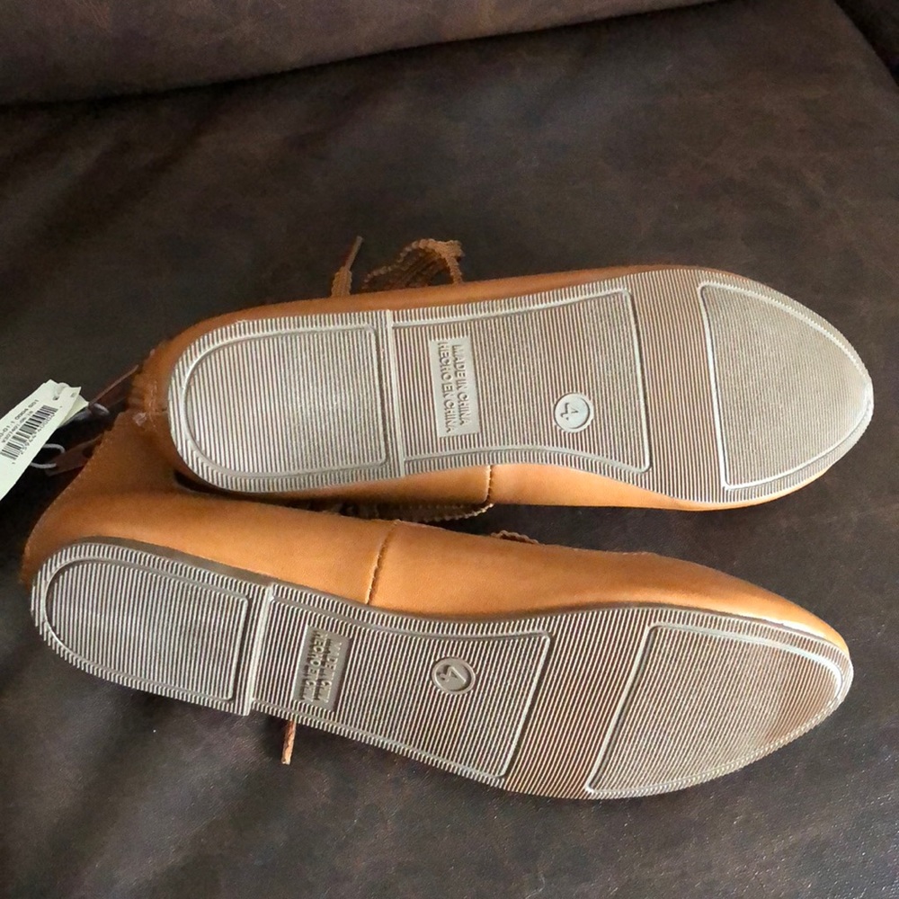 Faux-Leather Lace-Up Ballet Flats for Girls - Picture 8 of 8